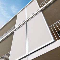 Lamellen-Fensterladen - LOGGIASCREEN® 4 FIX - RENSON - Schiebe / Aluminium / für Fassade