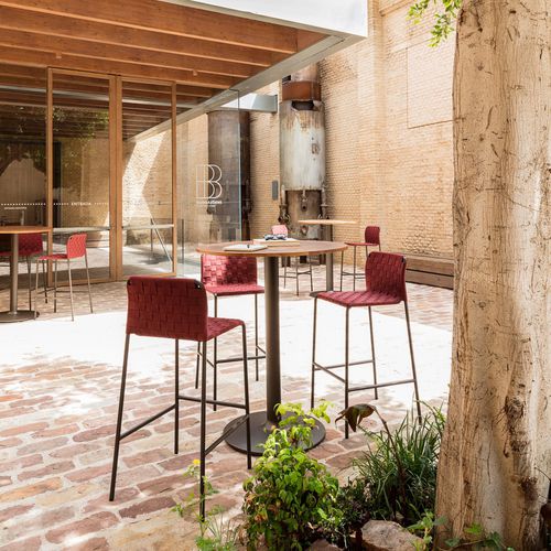 Moderner Barhocker - COSTA - Andreu World - Stoff / Gestell aus Aluminium / stapelbar