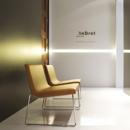 Moderner Sessel - LINEAL COMFORT - Andreu World - Stoff / Leder / Holz