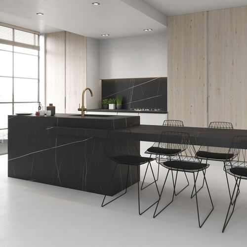 Feinsteinzeug-Arbeitsplatte - AZALAI ITOP NEGRO NATURAL - INALCO - Marmor / für Küche / für Badezimmer
