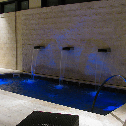 Wasserfall für Pool - Bradford Products LLC