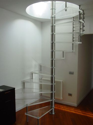 Wendeltreppe - SCIRIA GLASS - Siller Stairs - Acrylstufen / mit Edelstahlstruktur / für Privatgebrauch