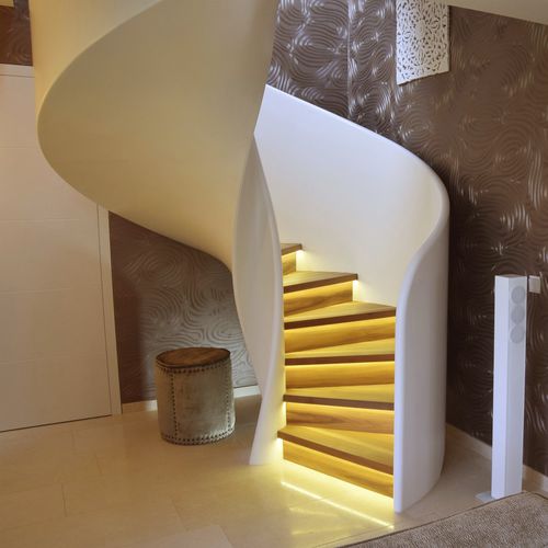 Spindeltreppe - TORNADO LED - Siller Stairs - mit Stufen aus Eiche / für Privatgebrauch / modern