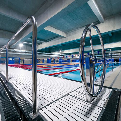 Bewegliche Beckenabtrennung / für öffentliches Schwimmbad - Myrtha Pools