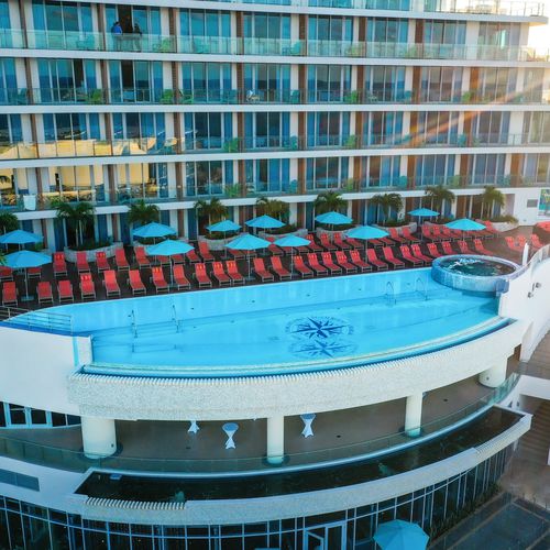 Überlaufschwimmbecken - Myrtha Pools - selbsttragend / für Außenbereich / für den Innenraum