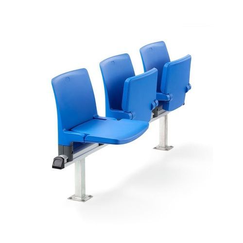 Copolymer-Sitztribüne - IZZY 323 - Figueras International Seating - Stahl / Aluminium / gerade