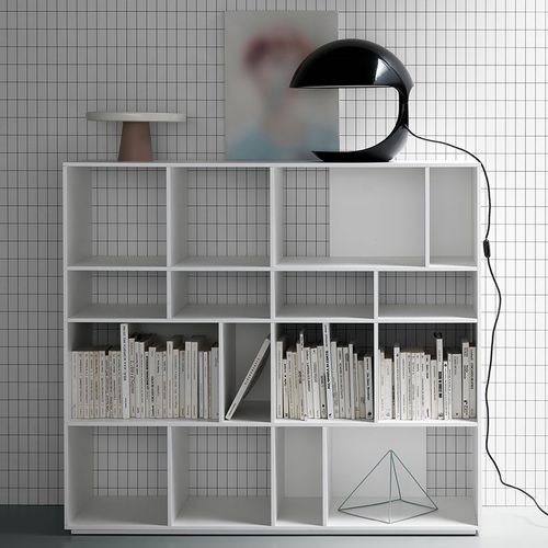 Modul-Bücherregal - ORIGAMI - md house - modern / lackiertes Holz