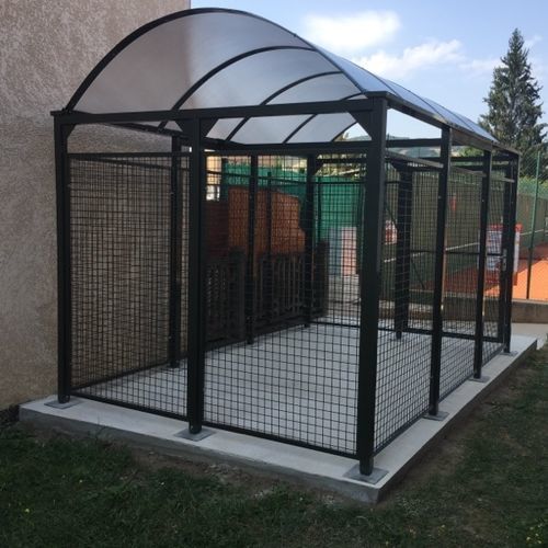 Gesicherter Fahrradunterstand - Vision - ALOES RED - Polycarbonat-Überdachungen / für öffentliche Bereiche / für städtische Bereiche