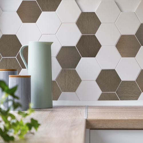 Innenwandverkleidung - HEXAGONAL, METAL SHAPES - Planium - Metall / satiniert / texturiert