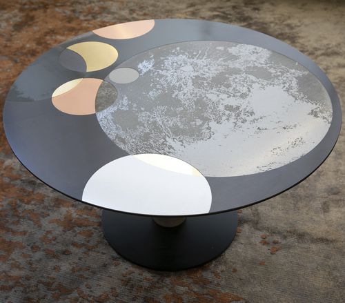 Moderner Couchtisch - Flow - Planium - Stahl / Messing / Kupfer