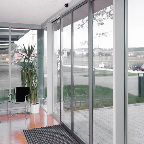 Eingangstür - ST PRO RC2 - dormakaba - Aluminium / Schiebe / modern
