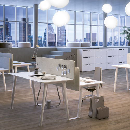 Moderner Arbeitstisch - WOODS - Fantoni - Eiche / Buche / rechteckig
