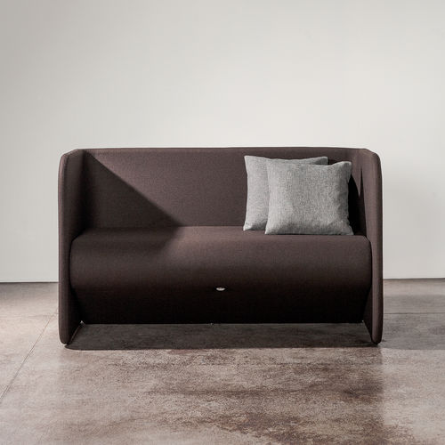 Modernes Sofa - HUG - Fantoni - Stoff / braun / Zweisitzer