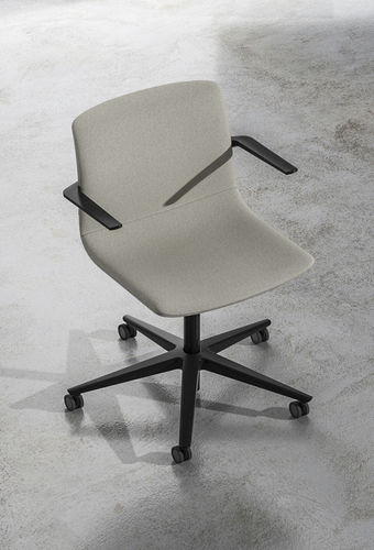 Moderner Bürostuhl - POLIS - Fantoni - für den Innenraum / Stoff / Gestell aus Metall