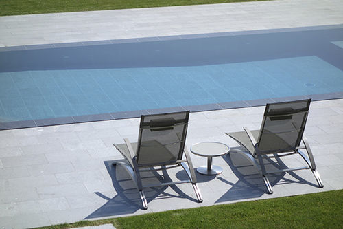 Schwimmbecken für Außenbereich - piscine miroir - PISCINES CARRE BLEU - für Wellnesscenter / erdverlegt / Beton