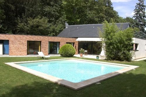 Schwimmbecken für Außenbereich - CARRE TROYES - PISCINES CARRE BLEU - erdverlegt / Beton