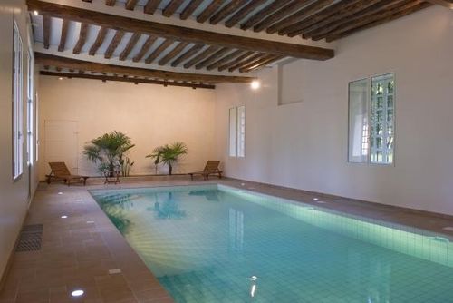 Schwimmbecken für den Innenraum - ORLÉANS - PISCINES CARRE BLEU - erdverlegt / Beton