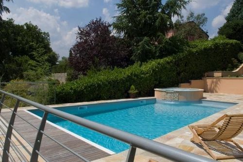 Schwimmbecken für Außenbereich - MONTAGNY 69 - PISCINES CARRE BLEU - erdverlegt / Beton