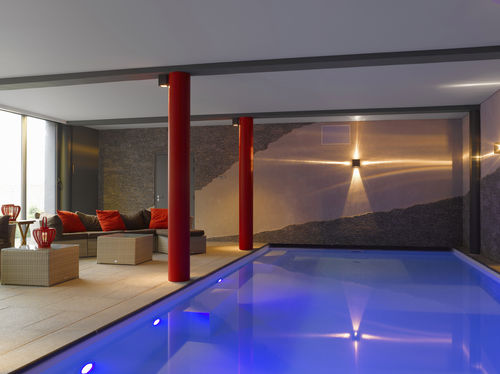 Schwimmbecken für den Innenraum - LILLE - PISCINES CARRE BLEU - erdverlegt / Beton