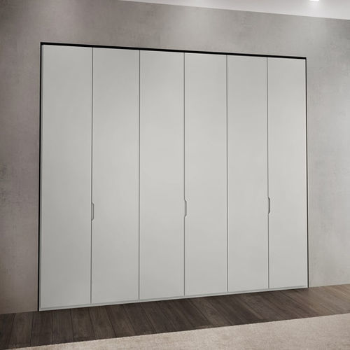Wandmontierter Kleiderschrank - CUSTOM MADE - Olivieri - modern / Holz / mit Falttür