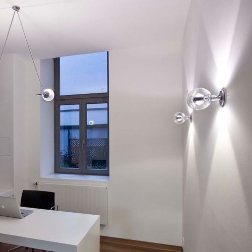 Moderne Wandleuchte - DIVO VERTICALE - Occhio - für den Innenraum / Glas / Aluminium