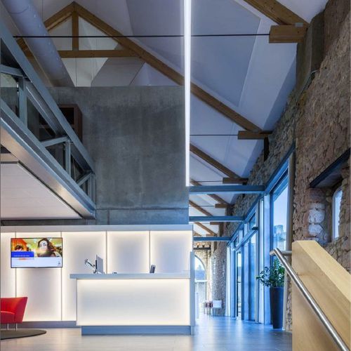 Hängeleuchte - SOLVAN FLOW  - TRILUX France S.A.S - für Aufbau / Einbau / LED