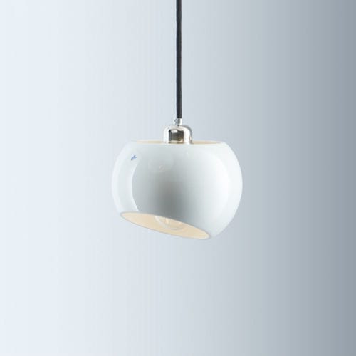 Hängelampe - WHITE MOONS  - Licht im Raum Dinnebier - Edelstahl / Porzellan / modern