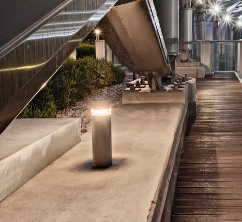 Leuchtpoller für öffentliche Bereiche - KHA - PERFORMANCE IN LIGHTING - modern / Aluminium / Edelstahl