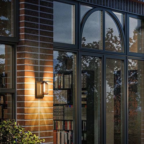 Moderne Wandleuchte - DIA F - IP44 Schmalhorst - für Außenbereich / Aluminium / geblasenes Glas