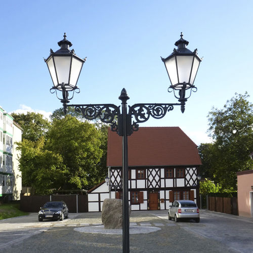 Straßenlaterne - ALBRECHT    - LEIPZIGER LEUCHTEN - klassisch / Aluminium / LED