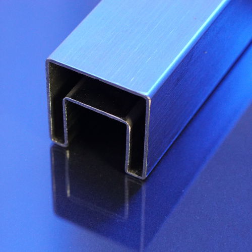 Edelstahl-Handlauf - LAMANO U40x40 - LECCOR Leuchten GmbH - Glas / Polycarbonat / LED