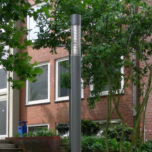 Moderne Leuchtsäule - COLLONA TYPE 500/510 - LECCOR Leuchten GmbH - Polycarbonat / Edelstahl / LED