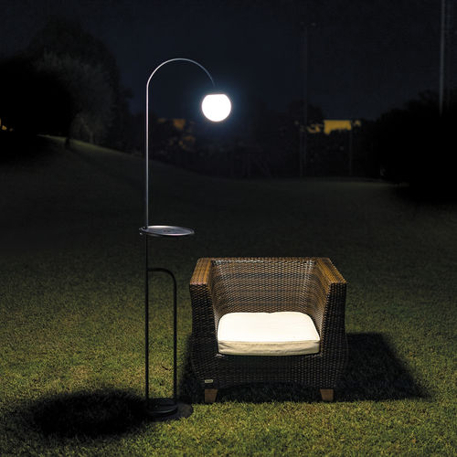 Stehleuchte - BUTLER - LINEA LIGHT GROUP - aus lackiertem Metall / Polyethylen / modern