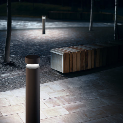 Leuchtpoller für Garten - BUZZER - LINEA LIGHT GROUP - modern / Aluminiumguss / Polycarbonat