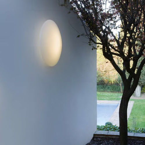 Moderne Wandleuchte - UFO - Carpyen, - für Außenbereich / Polyethylen / rund