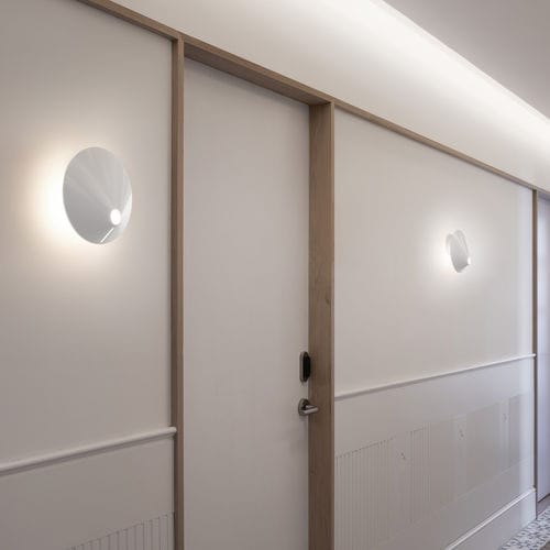 Moderne Wandleuchte - NÓN LÁ A 01 - BOVER Barcelona - für den Innenraum / Aluminium / Polycarbonat