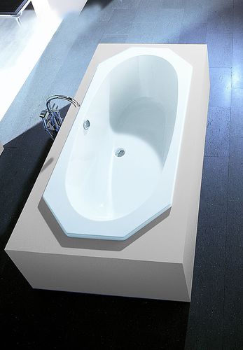 Acryl-Badewanne - ARMADA: 6169 - HOESCH - weiß