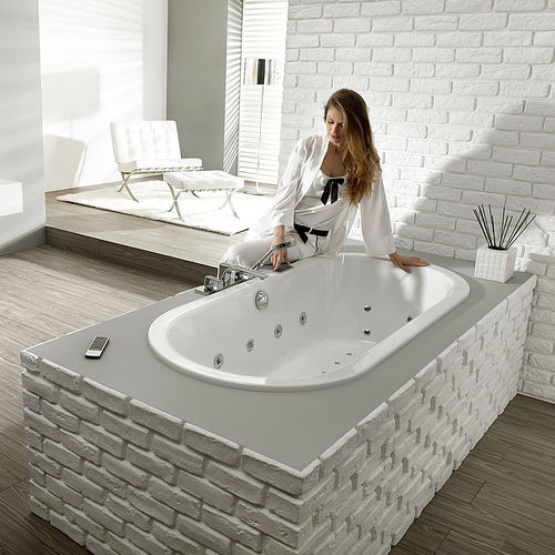 Ovale Badewanne - 6135 - HOESCH - Acryl / von Philippe Starck / weiß