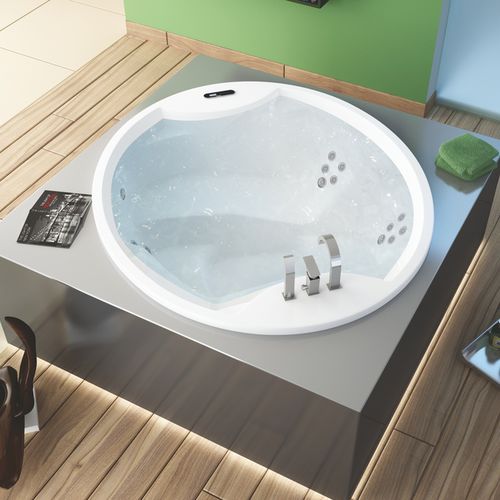 Ovale Badewanne - WINNIPEG: 670370 - HOESCH - medizinisch / Acryl / Viersitzer