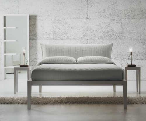 Doppelbett - MOHELI  - CASAMANIA HORM - modern / gepolstertes Kopfteil / lackiert
