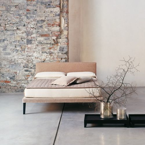 Doppelbett - EBRIDI  - CASAMANIA HORM - Einpersonen / modern / Polster