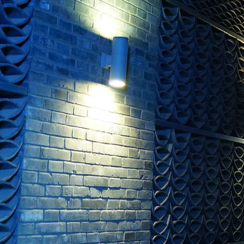 Moderne Wandleuchte - PILLAR - LENA LIGHTING - für Außenbereich / Aluminium / Glas