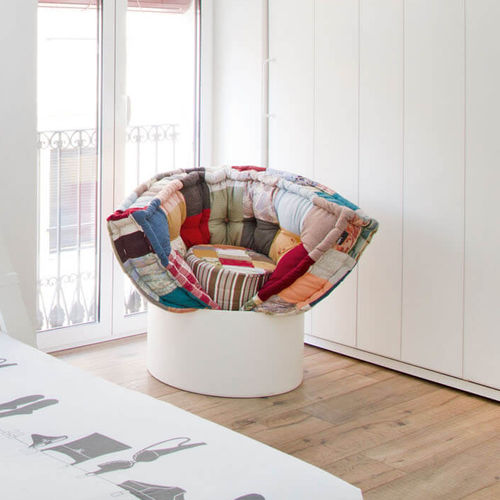 Sessel / originelles Design - Huggy - LAGO - Stoff / Bett / modular