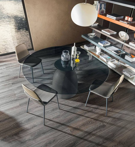 Moderner Tisch - Janeiro - LAGO - Holz / Glas / Gestell aus Beton
