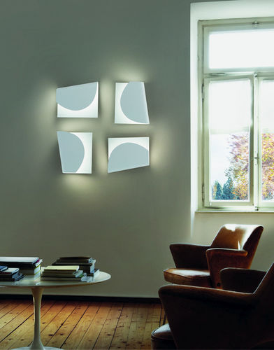 Wandleuchte / originelles Design - TURN ME! - Karboxx - für den Innenraum / Metall