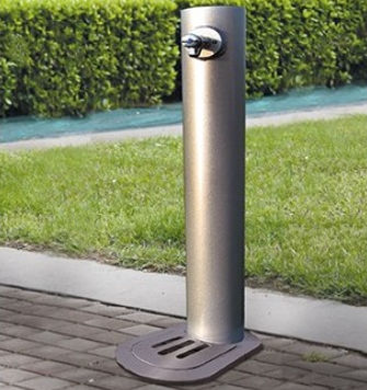 Trinkbrunnen für Außenbereich - STILLA    - TLF srl - verzinkter Stahl / für öffentliche Bereiche