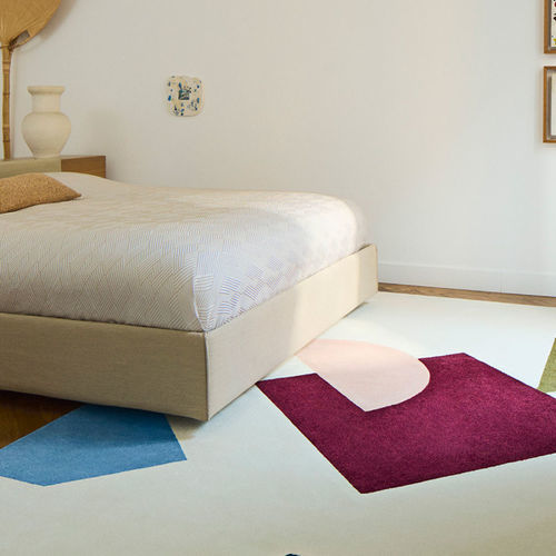 Moderner Teppich - ECHO  - BESANA MOQUETTE - geometrisches Muster / rechteckig / Büschel
