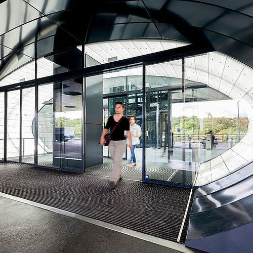 Eingangsmatte für öffentliche Einrichtungen - PLAZA 542 SR - emco Bautechnik GmbH - Aluminium / Polypropylen / Schmutzfang