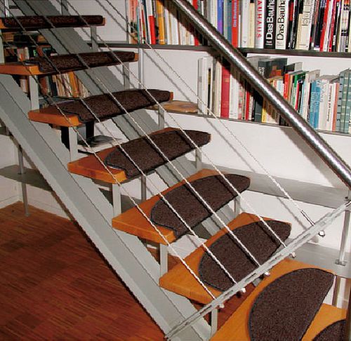Professionelle Bodenmatte - CONFORM STAIR - emco Bautechnik GmbH - Synthetik / rutschfest