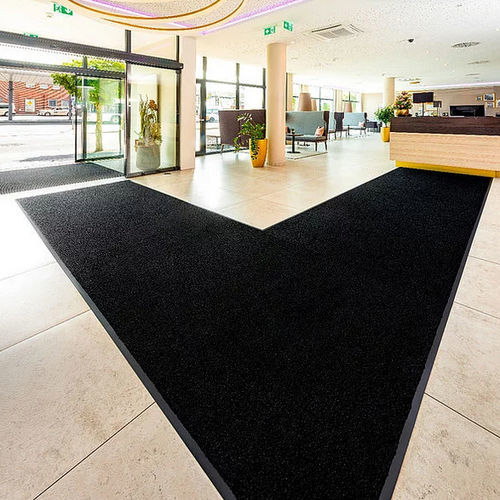 Eingangsmatte für öffentliche Einrichtungen - CARE - emco Bautechnik GmbH - für Gebäude / Polyamid / Samt